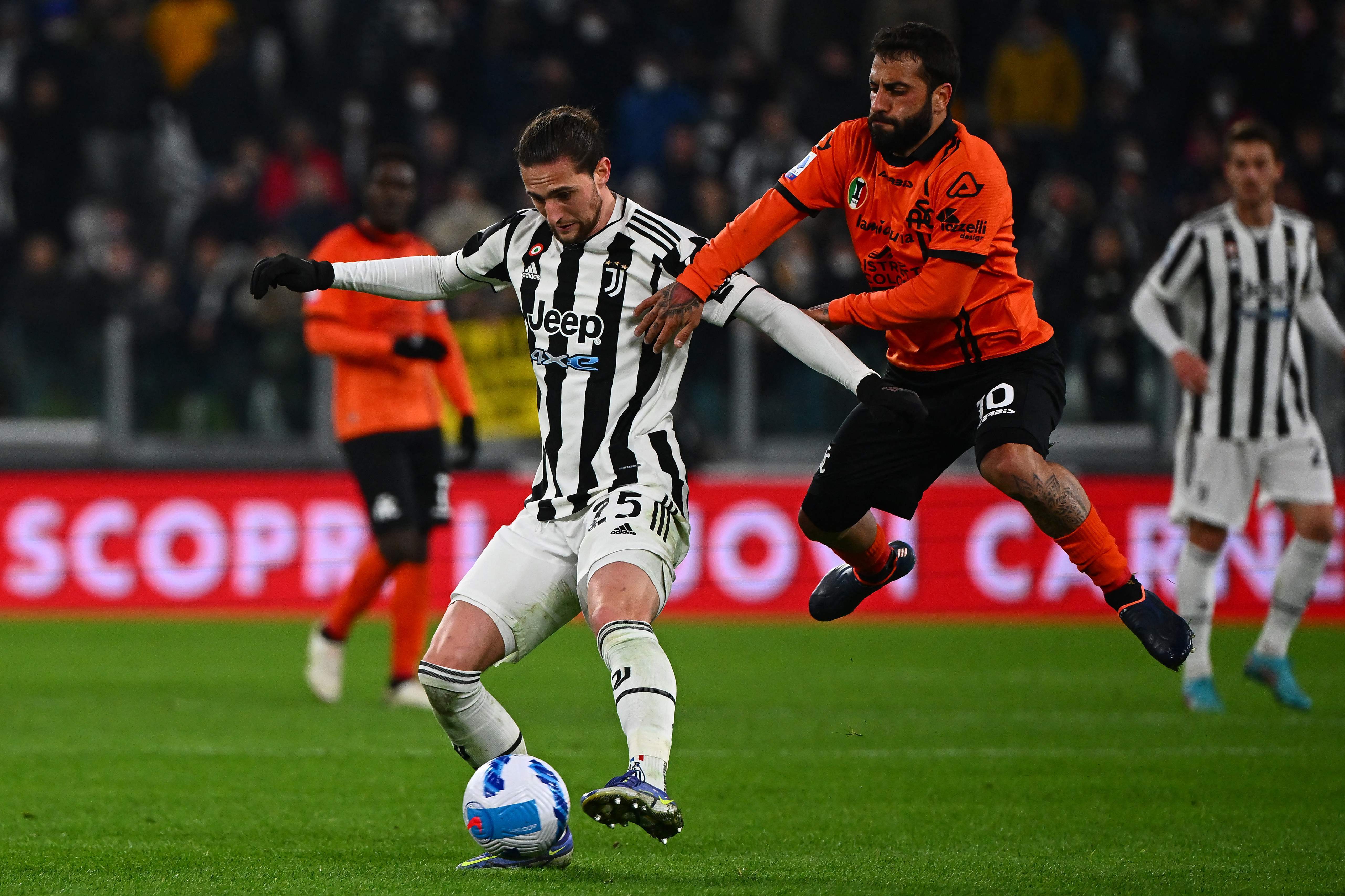 著名球员发挥：C罗率尤文图斯逆袭力克佛罗伦萨的简单介绍