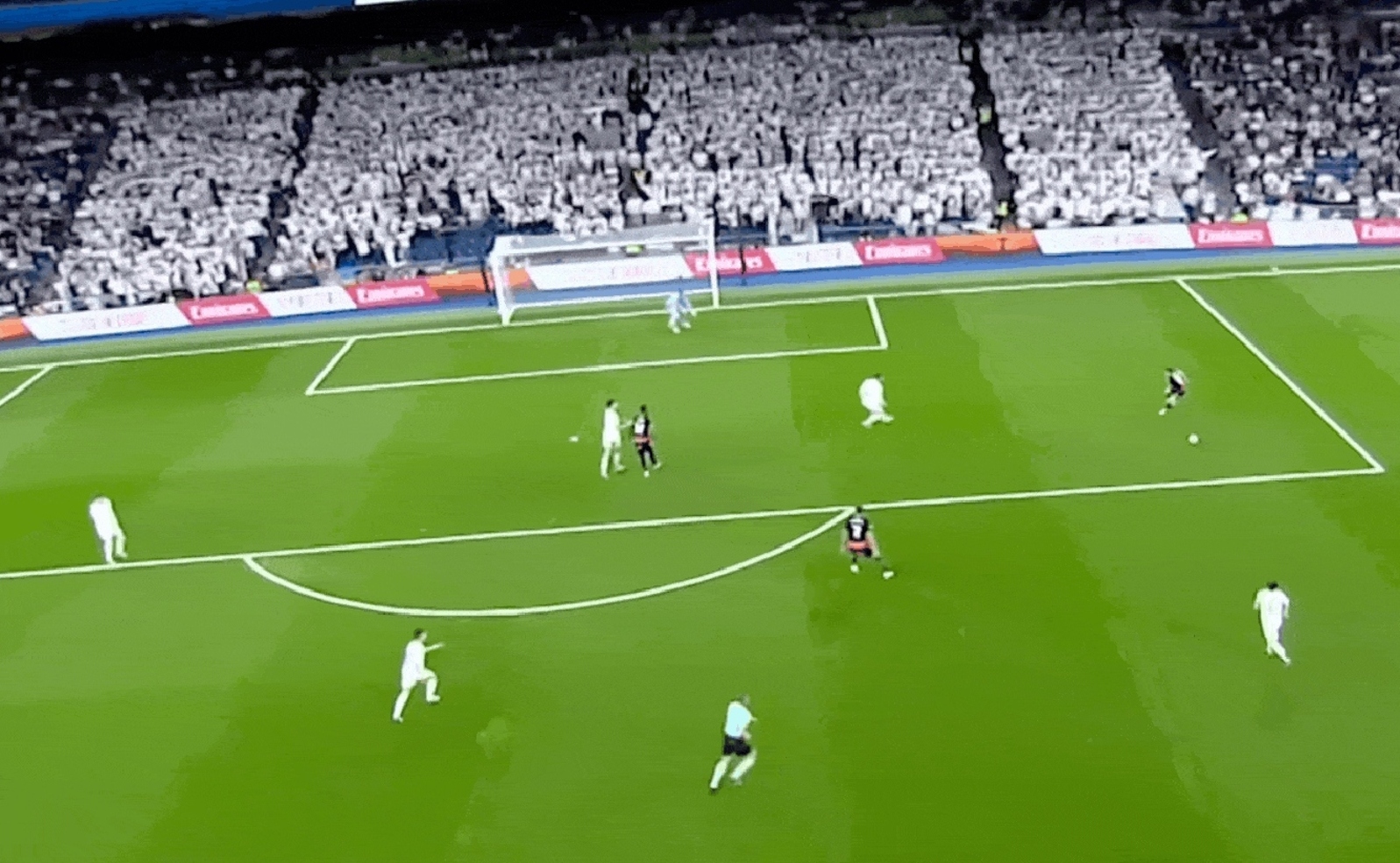 皇马绝地反击成功，豪取连胜纪录