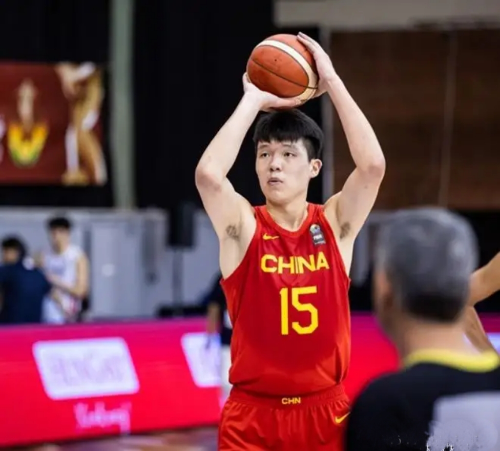 匈牙利队实力不容小觑，赢得掌声