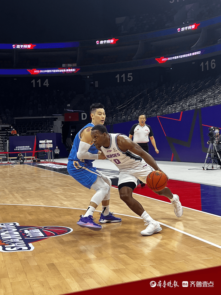 山东队碾压勇士，陶汉林扛起全队