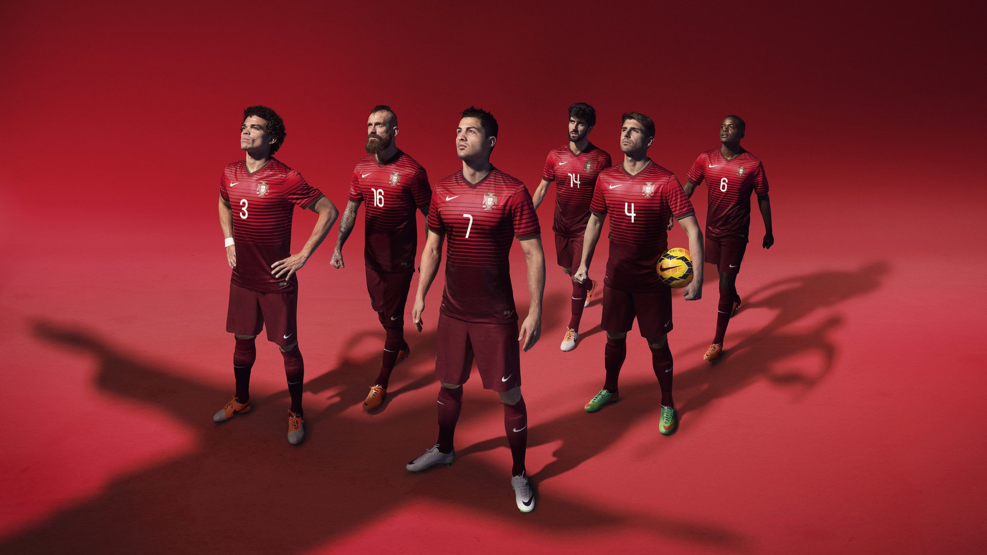 李刚仁的硬仗美学，当克罗地亚铁血遇上黄潜手术刀