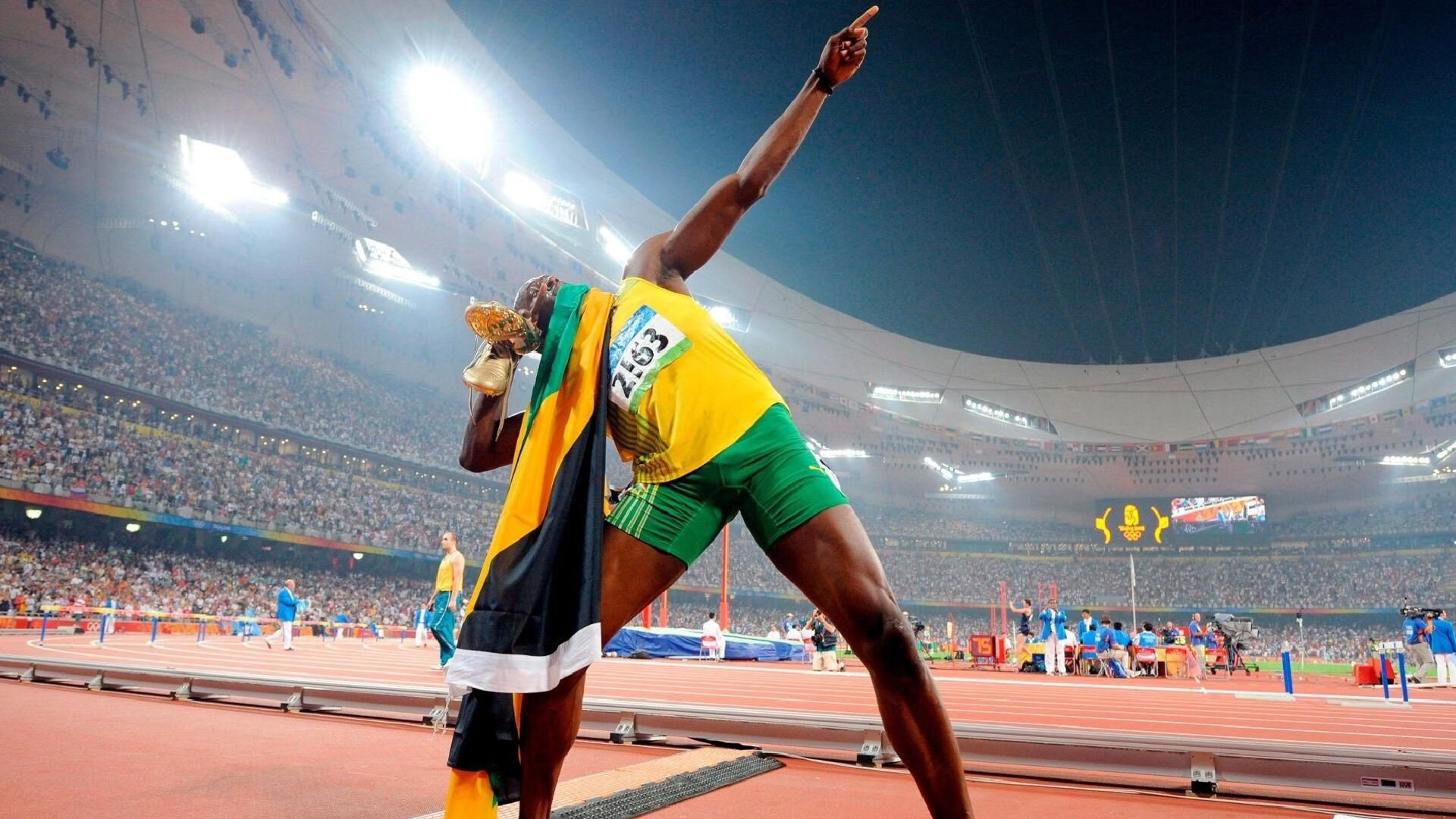 摩纳哥关键战突围巴拉圭,格列兹曼成为关键先生